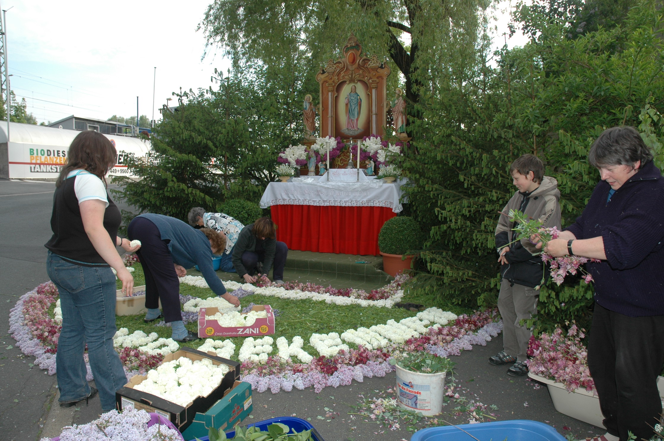 Fronleichnam Altar Fam. Schmidt