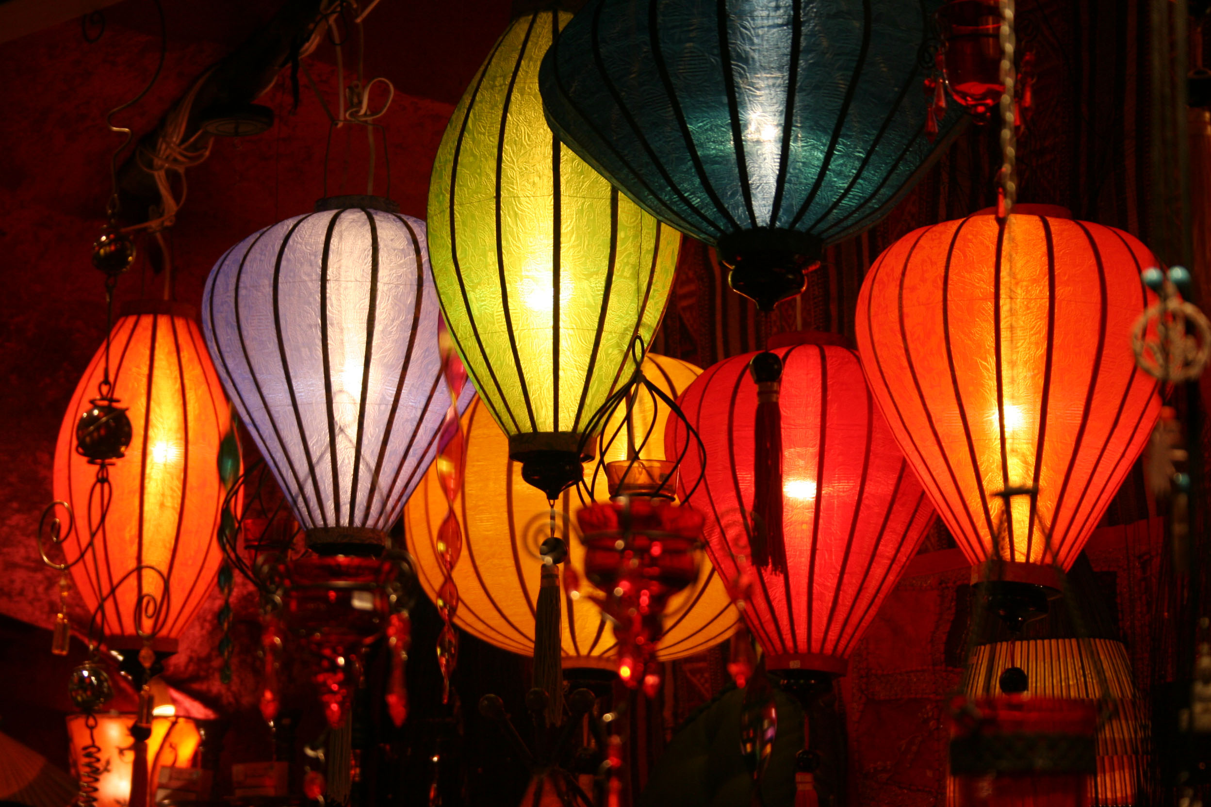 LICHT--LATERNE--FARBE